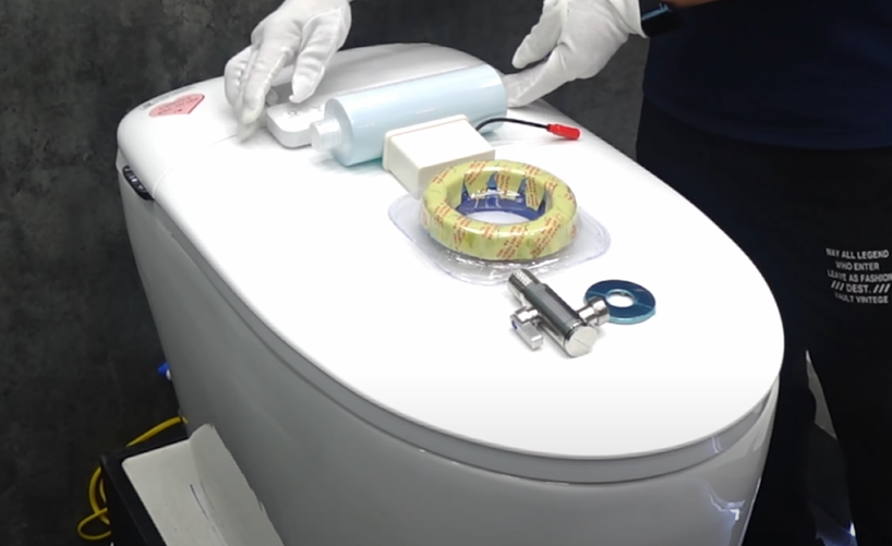 Linh kiện đi kèm bồn cầu thông minh H-BS2468 PRO Linh kiện đi kèm bồn cầu thông minh H-BS2468 PRO