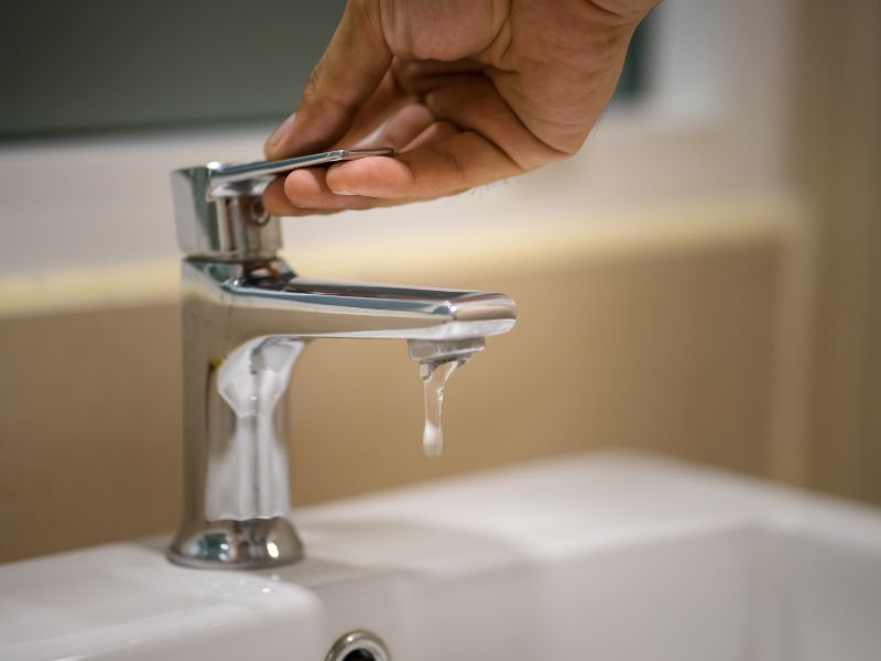 Kiểm tra và vận hành thử sau khi lắp vòi lavabo