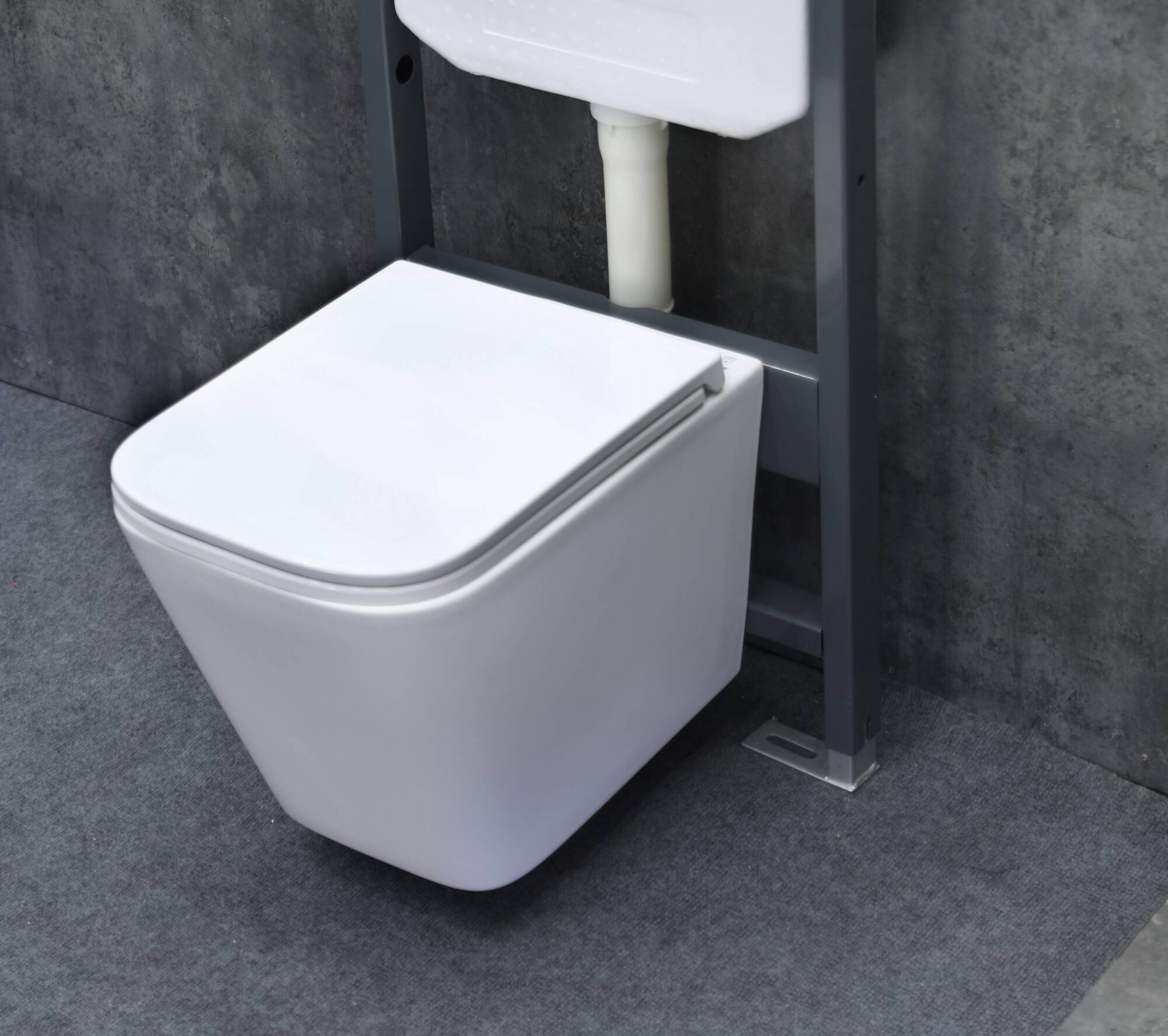 Khi nào nên đầu tư bồn cầu treo tường thông minh?