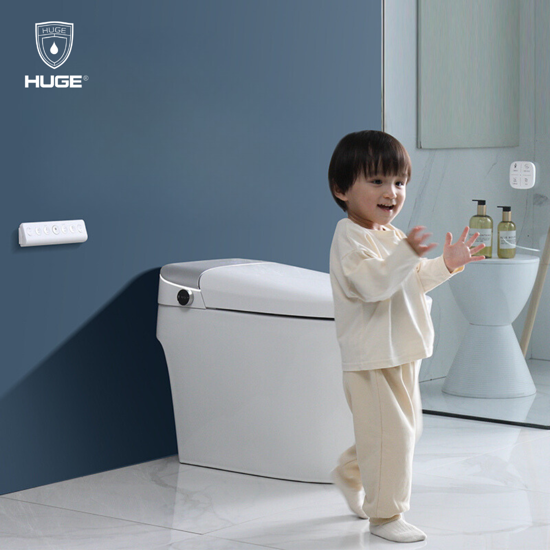 Thiết bị vệ sinh an toàn cho trẻ em với thiết kế thông minh